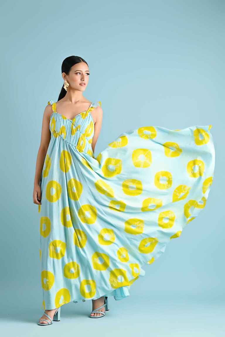 Tarry dress