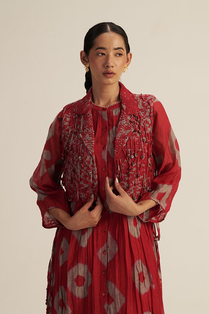 Knitted_BiB_Red_2