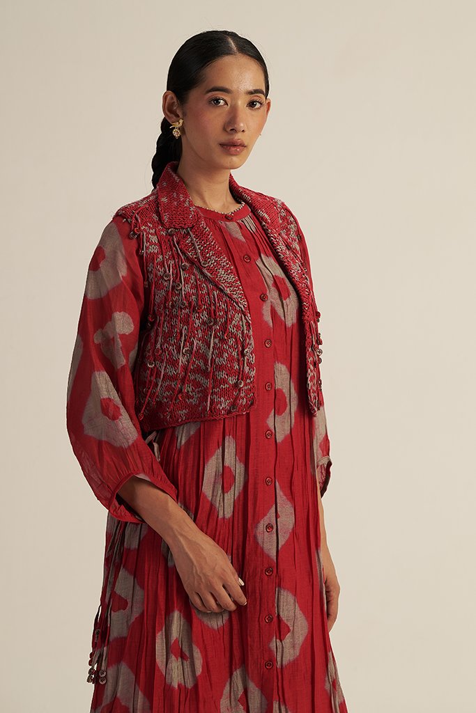 Knitted_BiB_Red_4