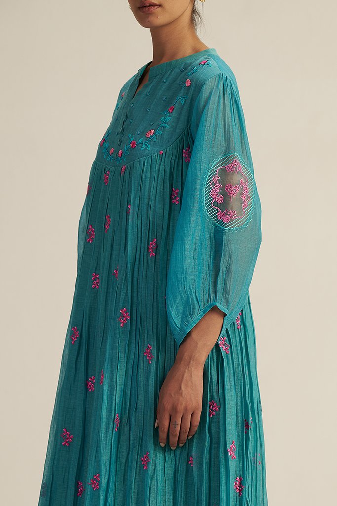 Old_Rose_Set_Sky_Blue_7